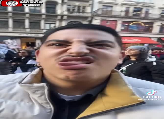 Video :Gay people who come to support the Palestinian cause are made fun of by pro-Palestinian individuals